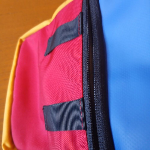 North Face crossbody bag like new, colorful