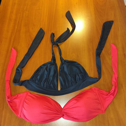 Bikini tops set like new, red bandeau and black halter