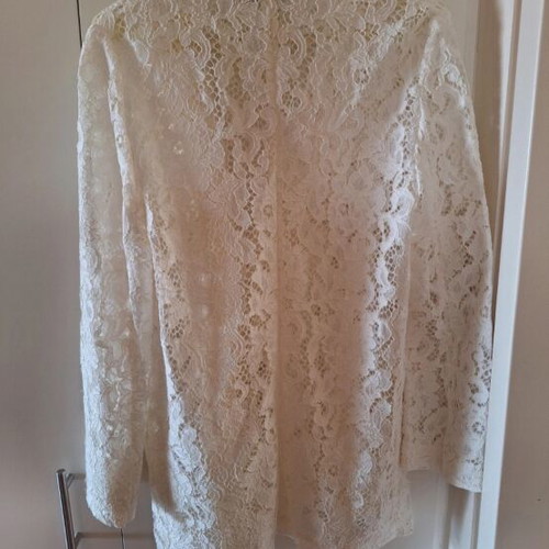 Zara Lace Jacket like new, elegant, ecru color, size S