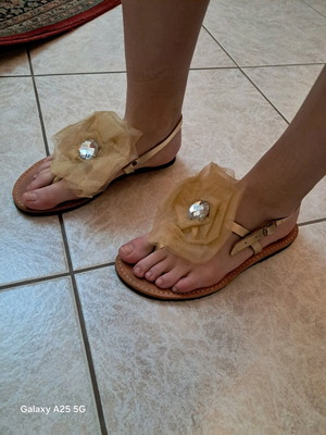 Leather sandals Greek made like new, size 39, gold