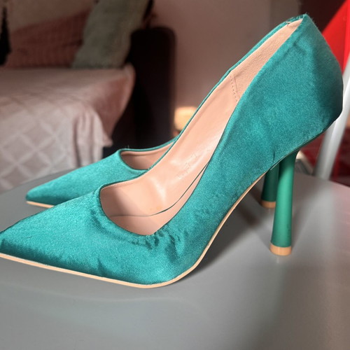 Turquoise pumps size 39