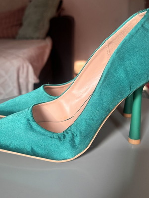 Turquoise pumps size 39
