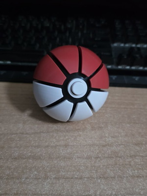 Pokeball clicker set of 9, new