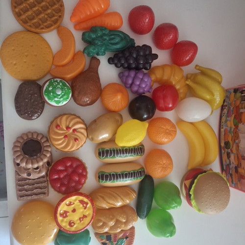 Play Food and Supermarket Items Set like new