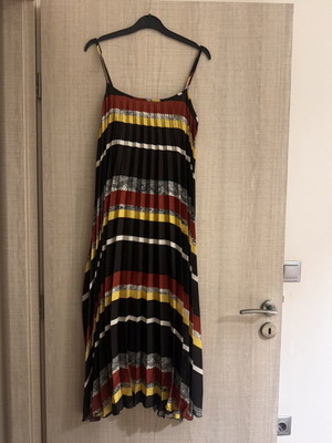 BSB maxi pleated striped dress size 40 like new
