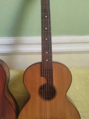 Rebetiko Guitar G. Apartian like new