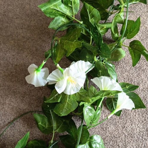 Marhome artificial ivy garlands with white-pink flowers, pack of 5