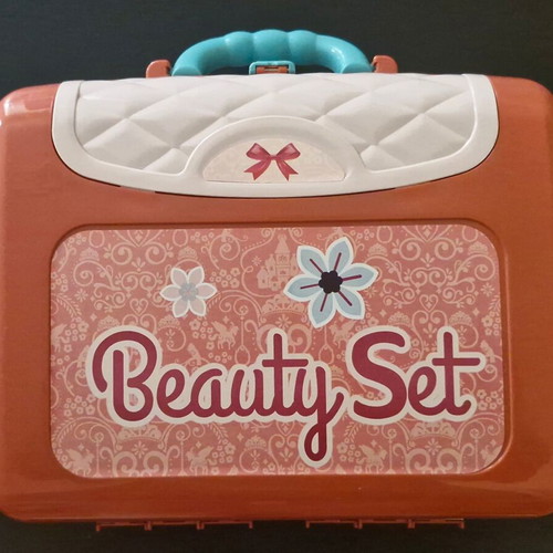 Beauty set toy like new