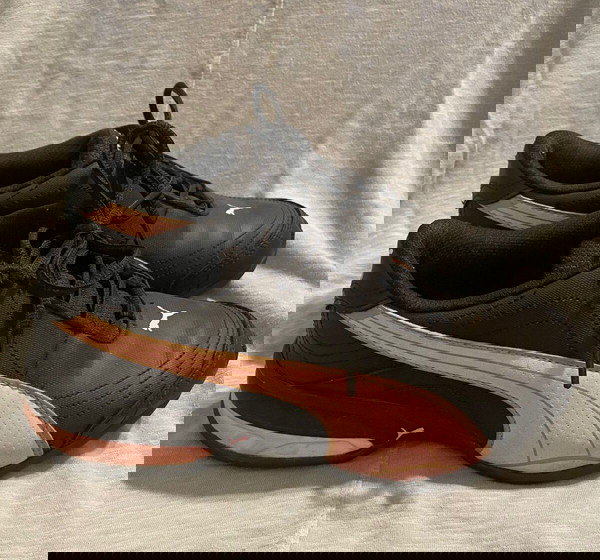 Γυναικεία Αθλητικά PUMA σε άριστη κατάσταση - Νο 38.5