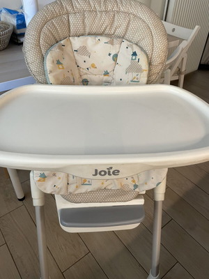 Joie high chair for feeding