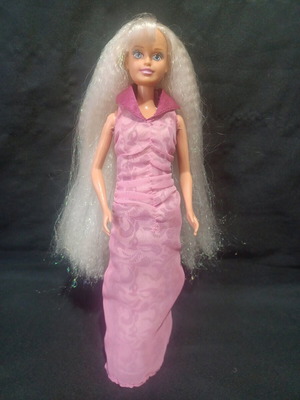 Sindy Fairy Princess Hasbro 1993 used with Barbie fashions dress