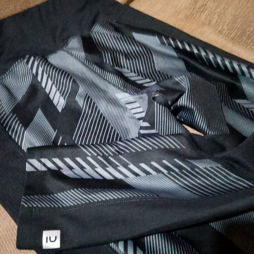 Domyos fitness leggings new, black with grey patterns, size M