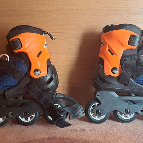 Rollerblade Kids Rollers Size 33 Like New