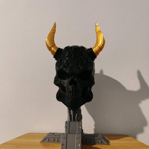 SciFi Skull headset and controller stand for PS4/PS5/XBOX new