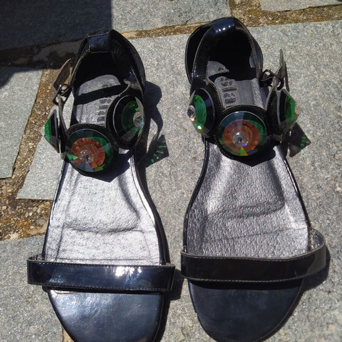 Aslanis sandals like new, size 38, low heel