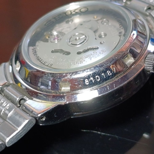 Seiko 5 automatic watch used, fully functional