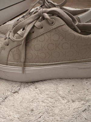 Calvin Klein women's sneakers like new, beige, size 37