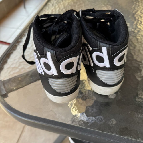 Adidas men's shoes size 42 like new, black athletic