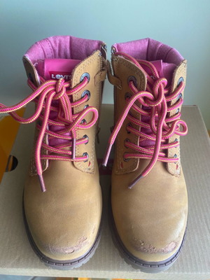 Levi’s kids boots