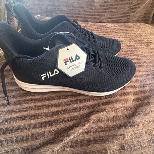 Fila men's navy blue sport shoes new, size 41