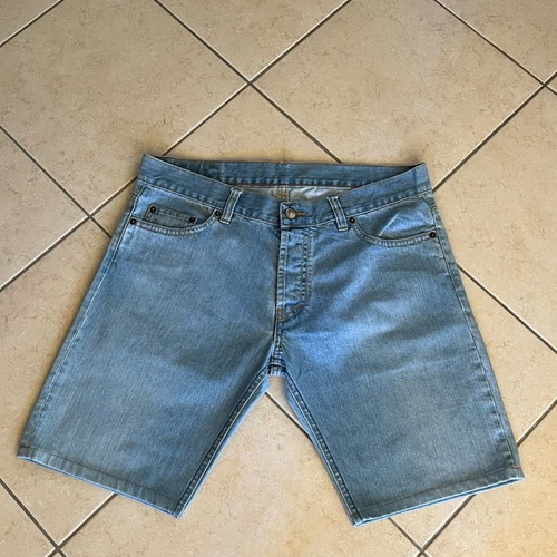 Levis short pants new size 33/34