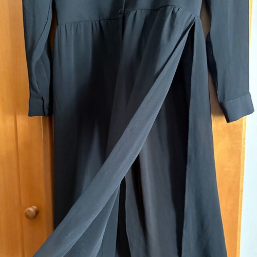 Black blouse dress like new with slits