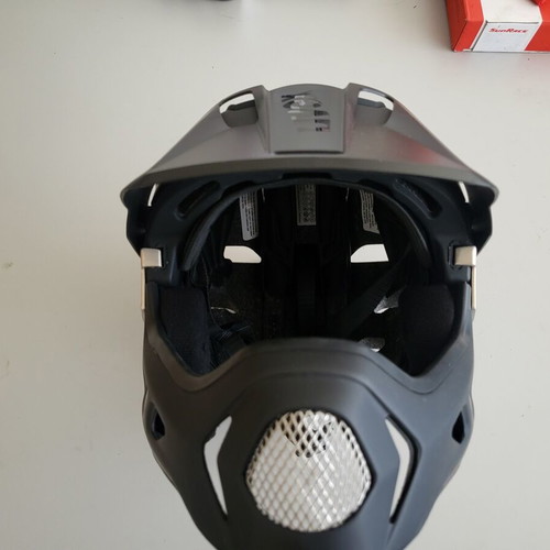 Uvex Jakkyl HDE 2.0 Full Face Convertible Bicycle Helmet like new, size 56-61cm