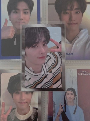 Lee Know Silver Frame Levanter Photocard like new