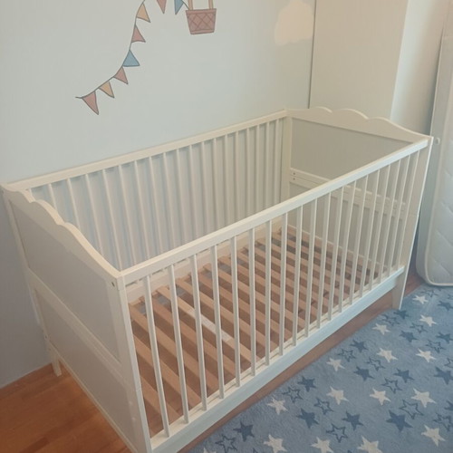 IKEA Crib with Mattress used