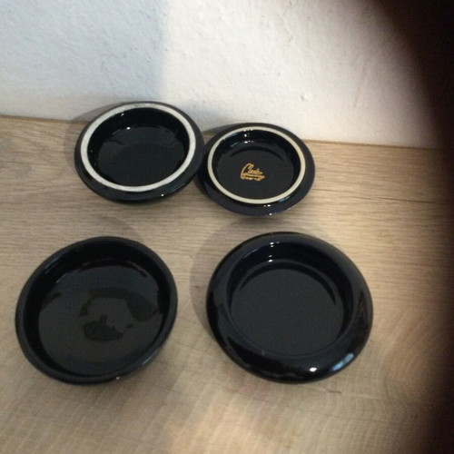 Small porcelain jewelry boxes like new, black