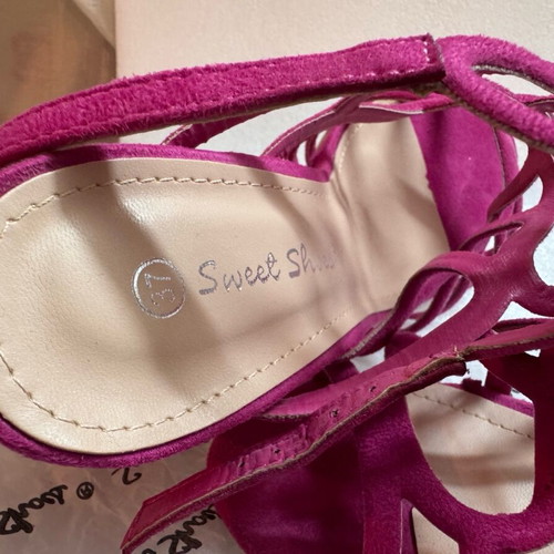 Sweet Shoes No37 fuchsia block heel sandals used