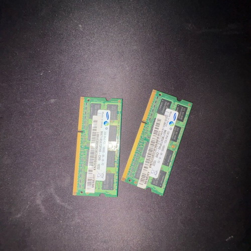 Samsung DDR3 SO-DIMM laptop RAM 2GB + 2GB used memory