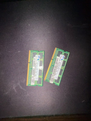 Samsung DDR3 SO-DIMM laptop RAM 2GB + 2GB used memory