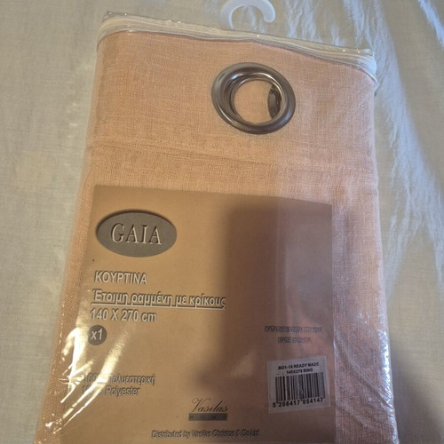 Curtain with rings, pink