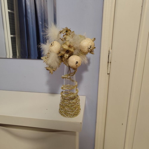 Garland with decorative flowers like new