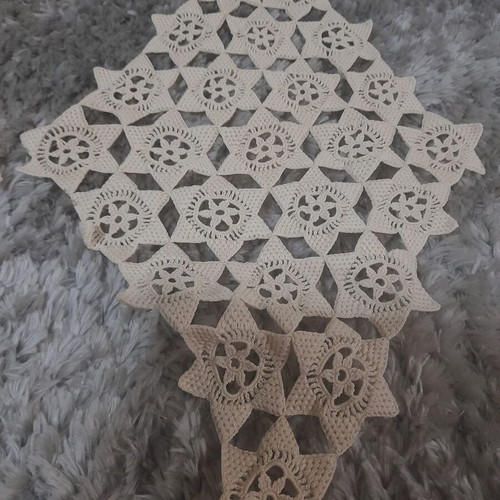 Handmade set of 3 placemats like new, ecru-beige