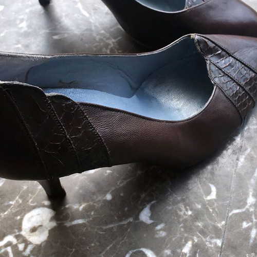 Leather brown pumps new, size 36, Greek made
