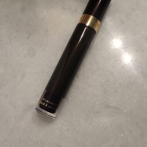 Tom Ford liquid lipstick, shade 06 Orchid Fatale