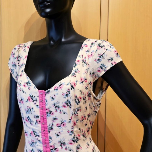 Angel Eye Romantic Summer Dress Size 40 Like New