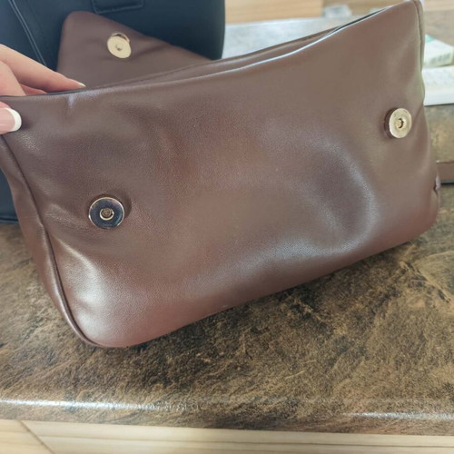 Guess shoulder bag, brown