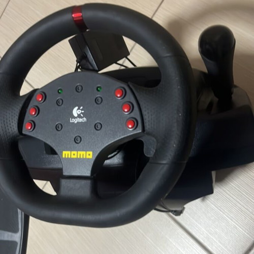 Racing wheel with pedals and manual gears for PC, like new