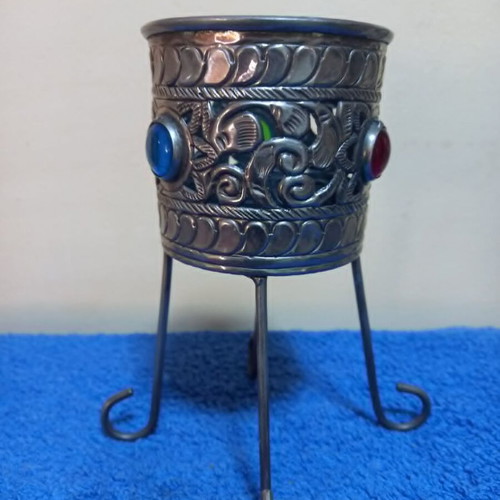 Artistic Candle Holder used