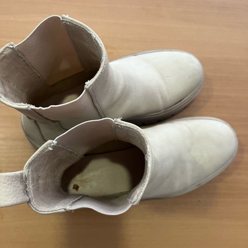 Boots used size 39