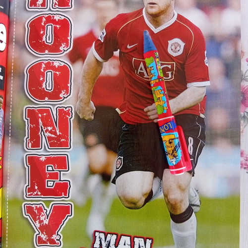 Match Football Magazine issue 10-16/7/2006 like new with Chelsea poster