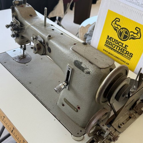 Pfaff sewing machine used, needs maintenance