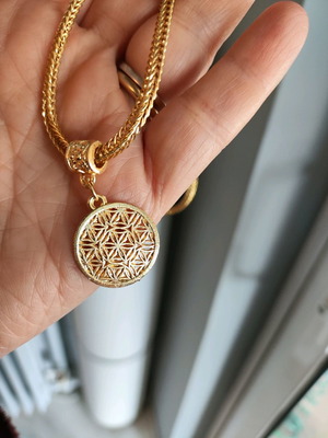 Pendant with 41 cm chain length