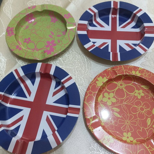 Stainless steel ashtrays new, set of four