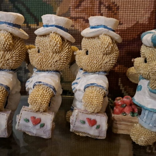 Vintage figures like new