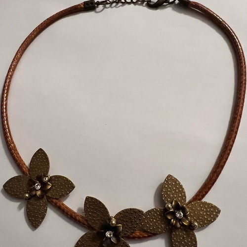 Brown leather necklace with metal floral details and rhinestones like new