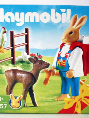 Playmobil 4457 Easter Bunny with Backpack and Fawn new